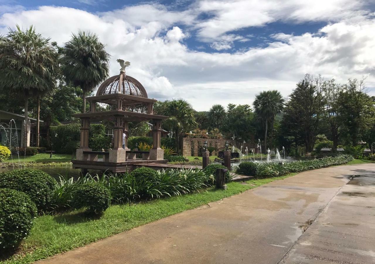 Nana Resort Kaeng Kachan Luaran gambar